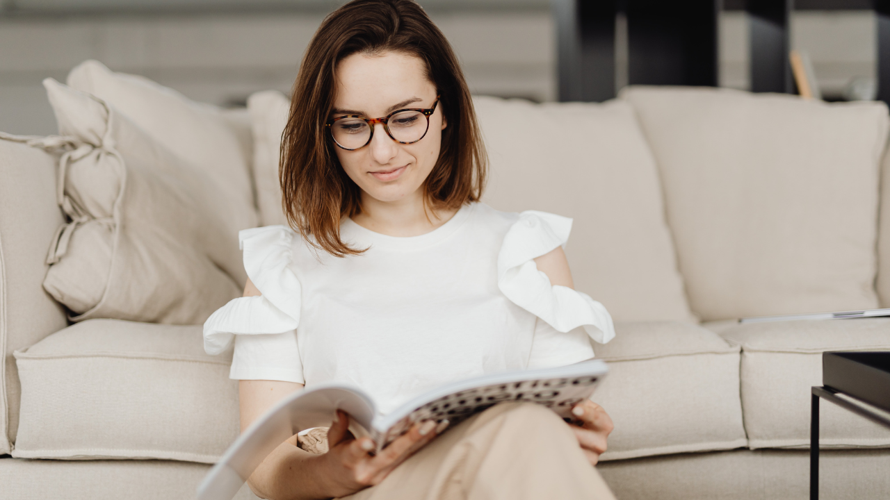 The Women’s Confidence Workbook to Elevate Your Self-Worth and Clarity