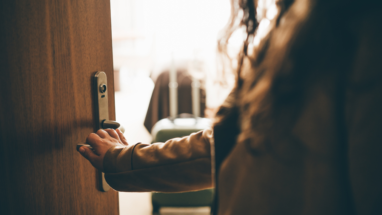 How to Set Boundaries and Stop Losing Yourself in the Process